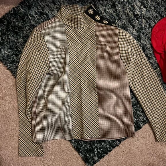 Zara small plaid blouse - Picture 2 of 8